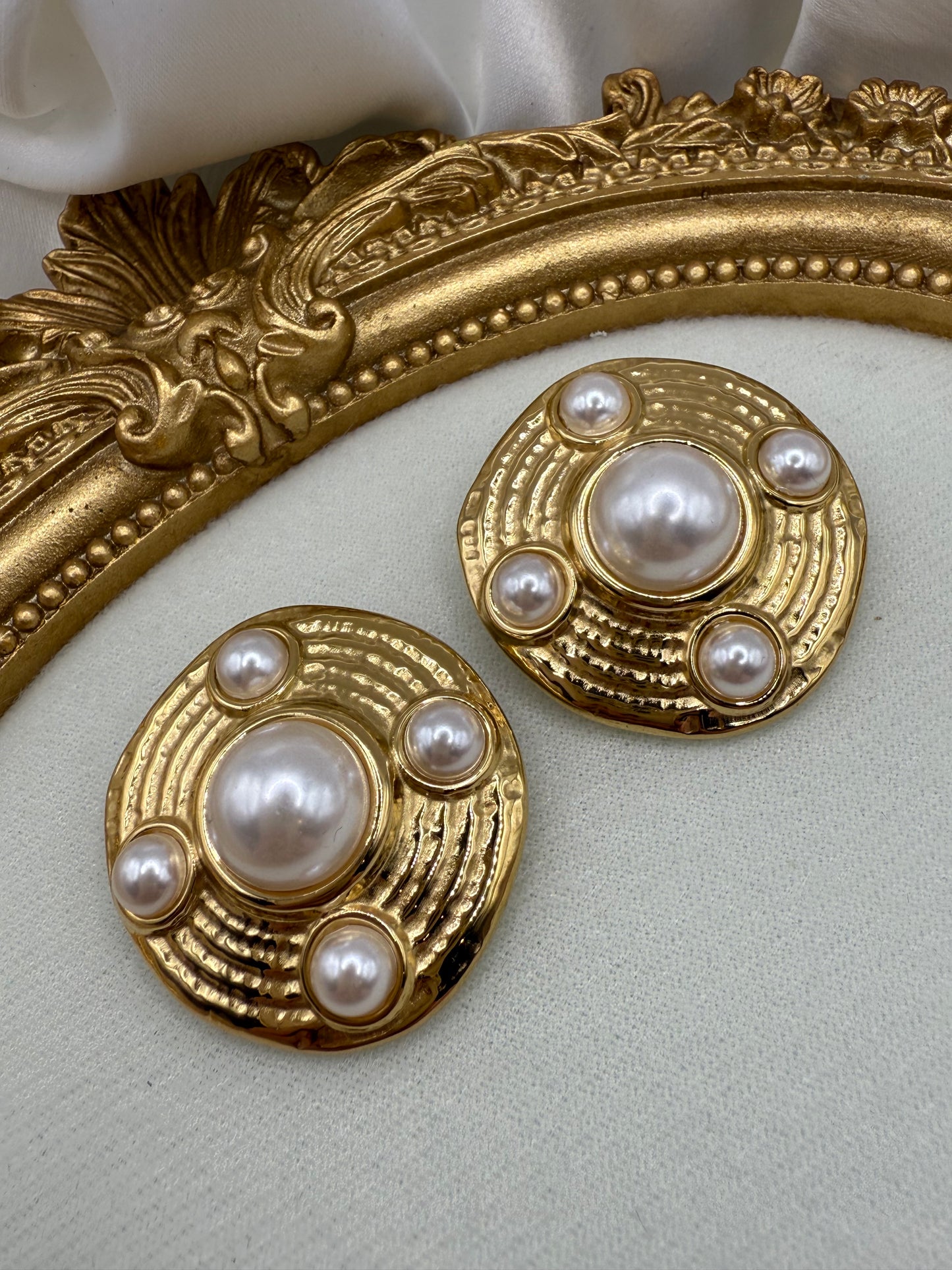 PEARL GOLD