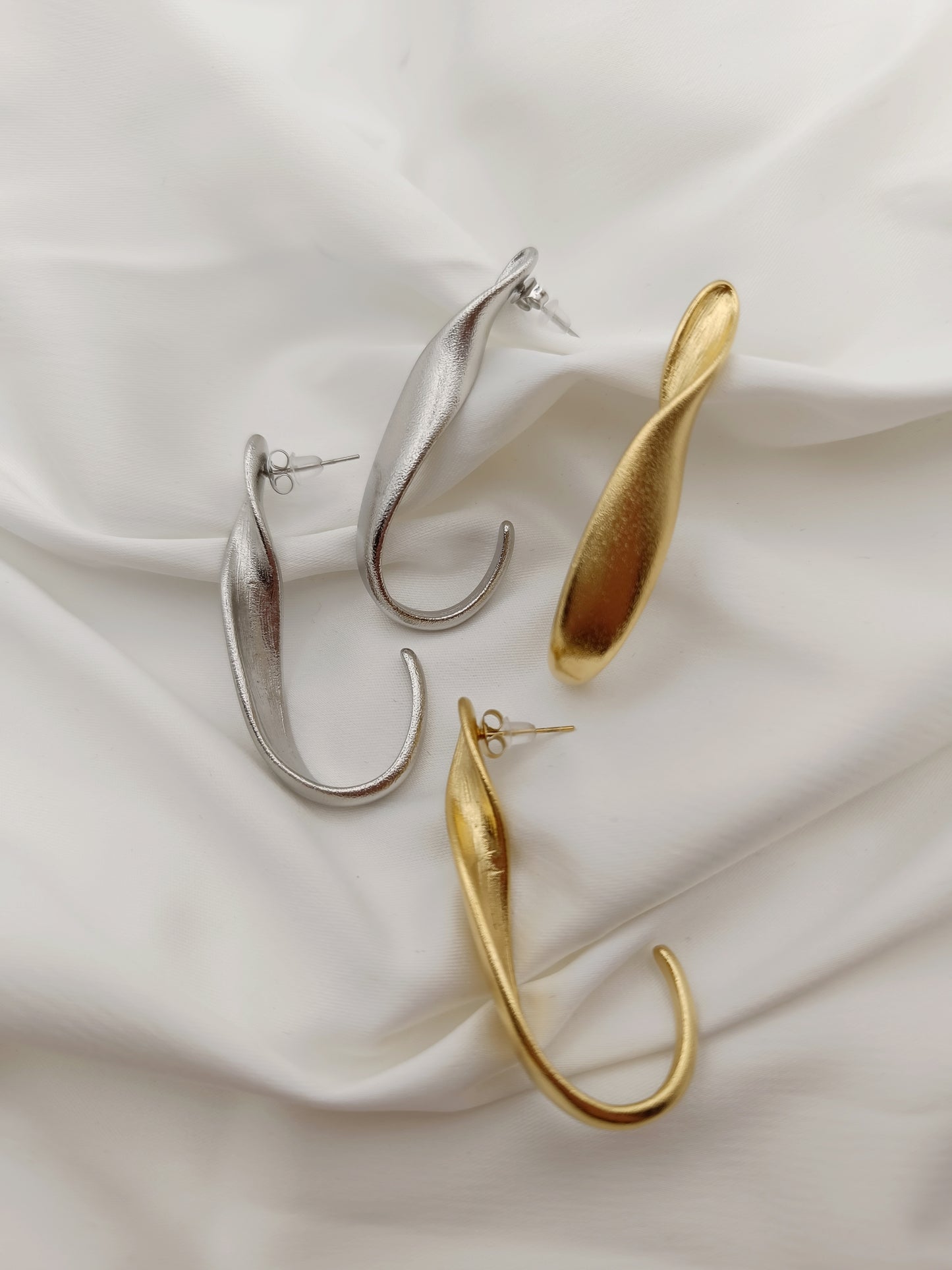HOOK GOLD