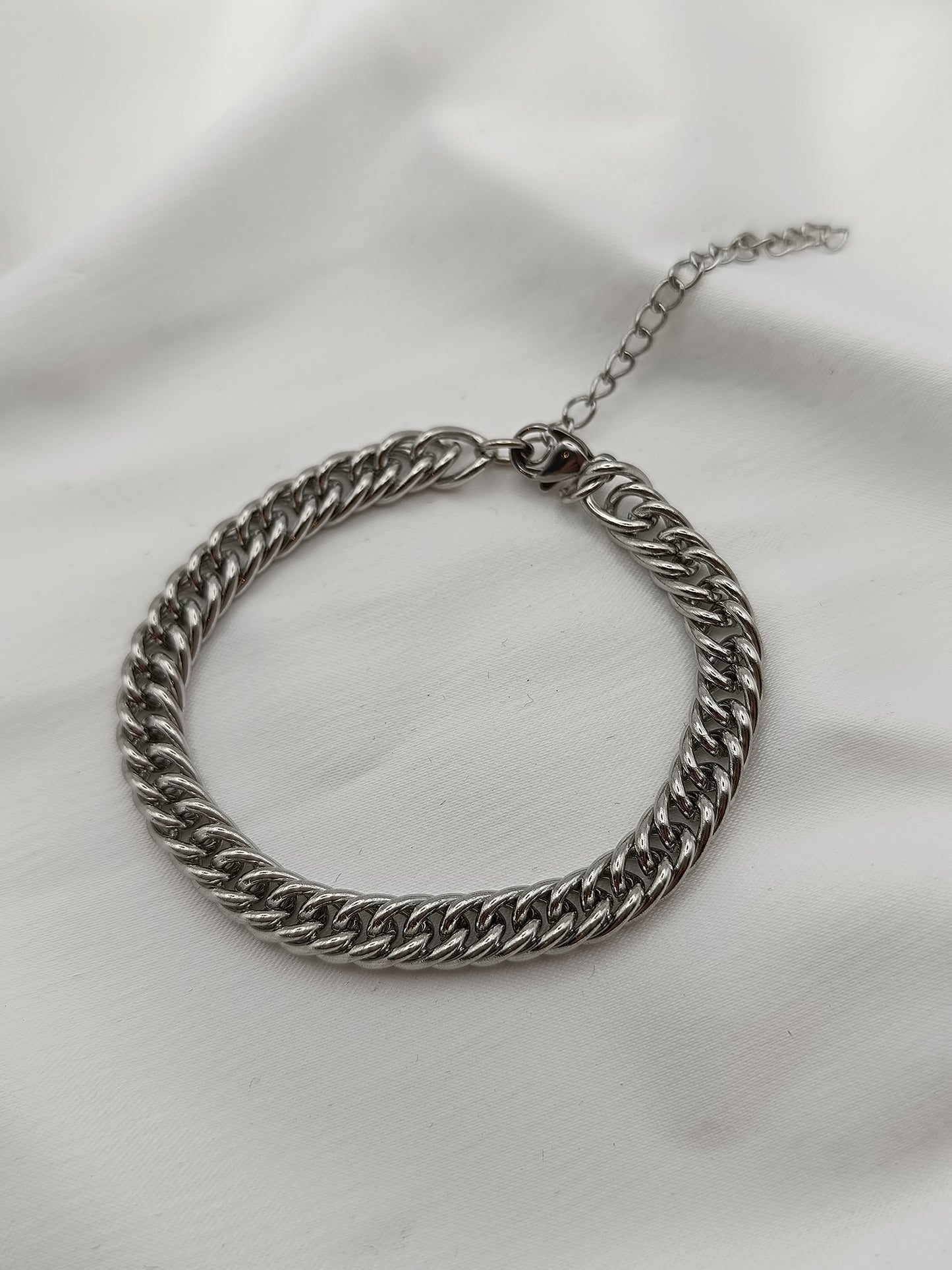 CHAIN L  SILVER