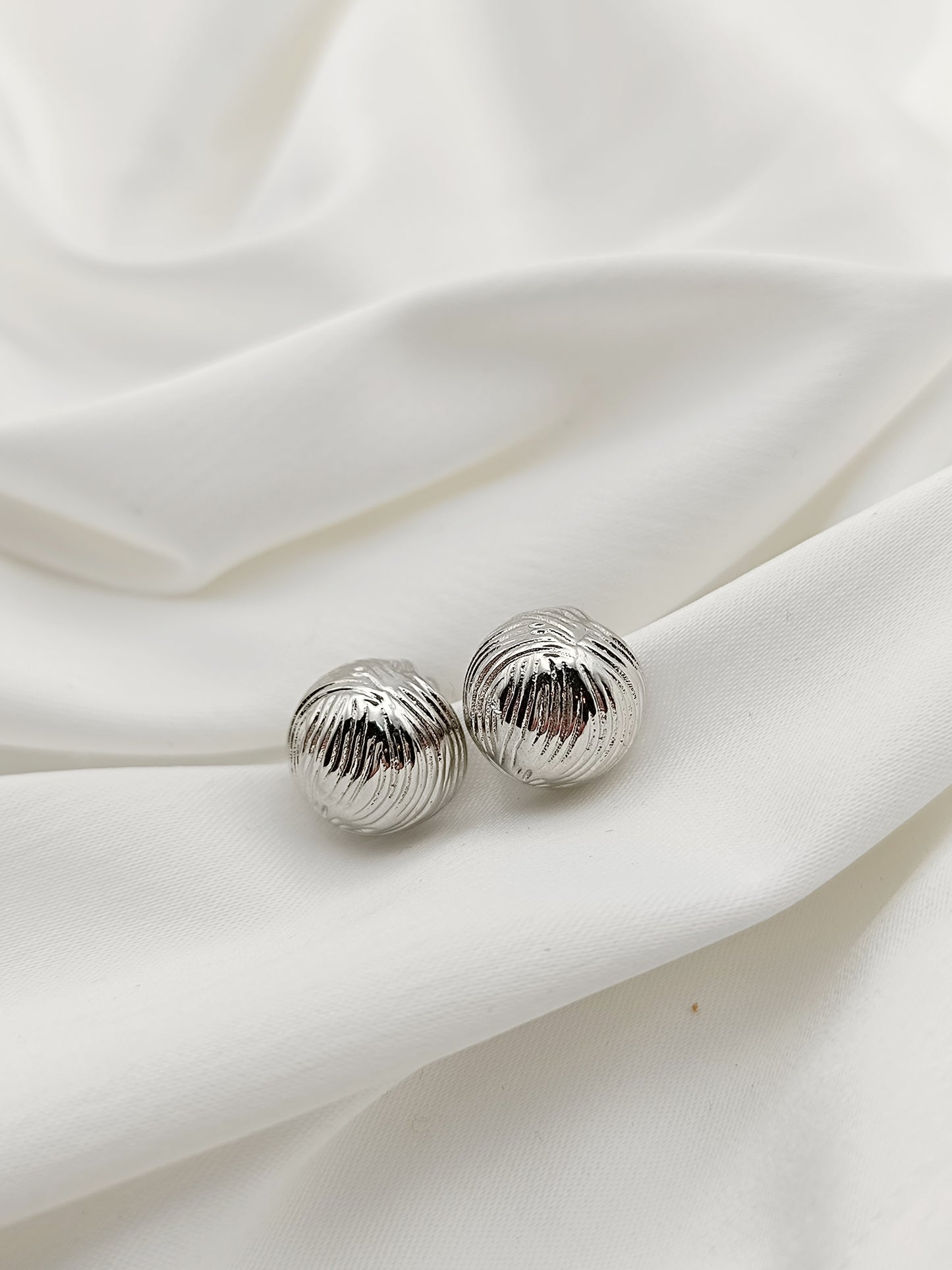 PIN SILVER