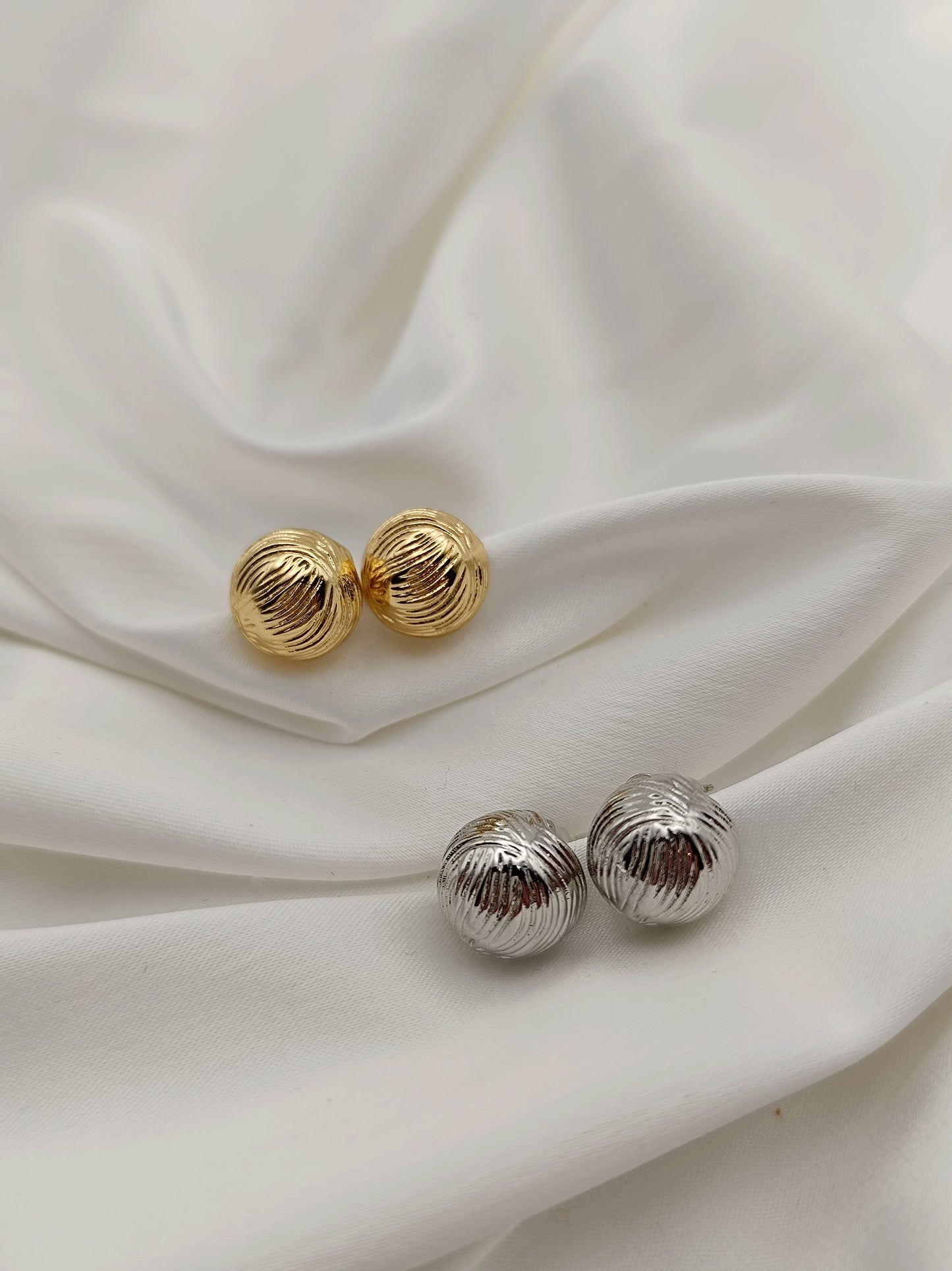 PIN SILVER