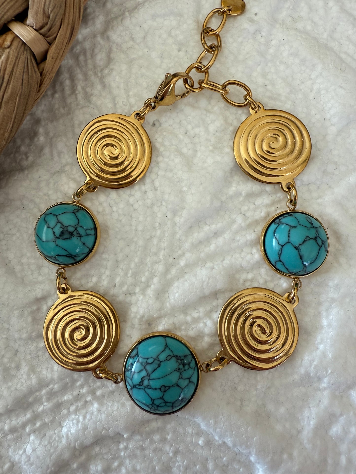 TURQUOISE