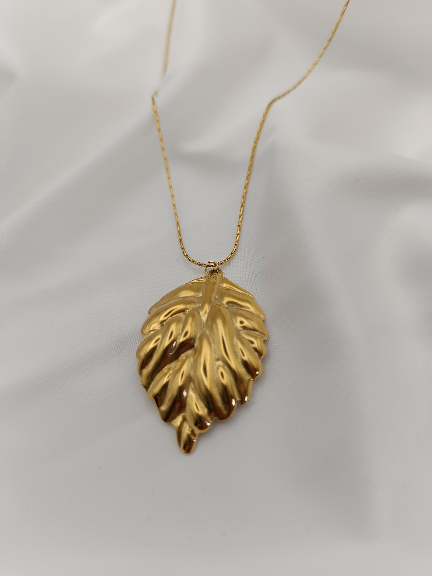 LEAF GOLD
